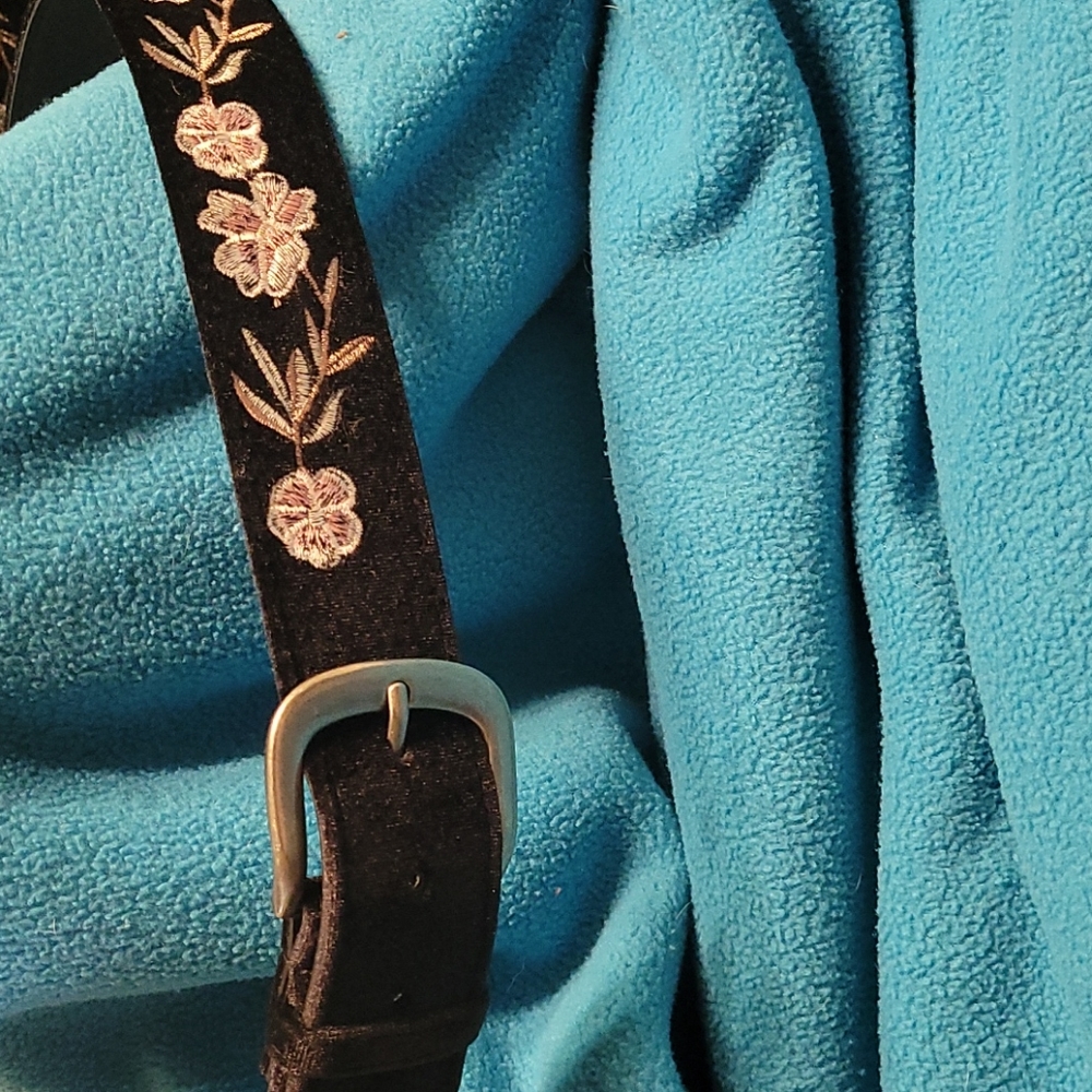 Woman's Belt